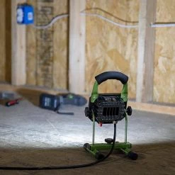 2400 Lumens Weatherproof Portable LED Work Light with Handle, Stand, Impact-Resistant Glass Lens, and 5 ft. Power Cord by PowerSmith -Cheap RUN BISON || RCA Store powersmith standing work lights pwl124s 4f 1000